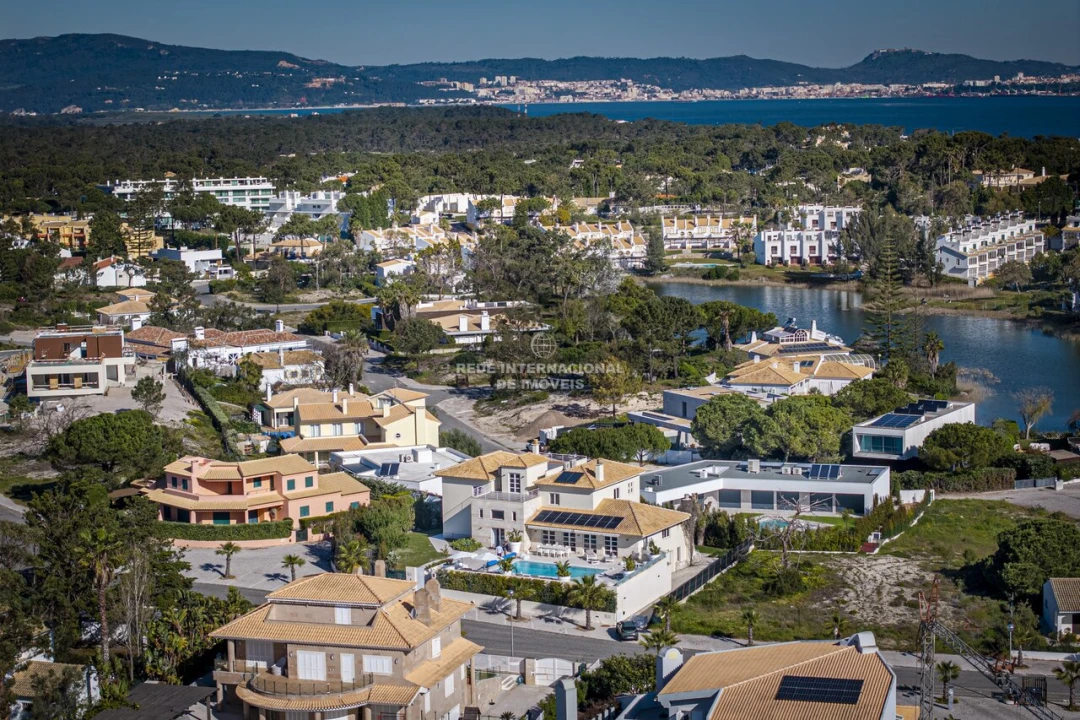 Moradia T6 para Venda em Carvalhal Foto 11