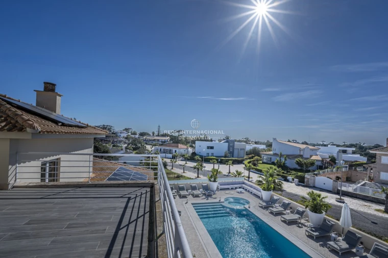 Moradia T6 para Venda em Carvalhal Foto 10