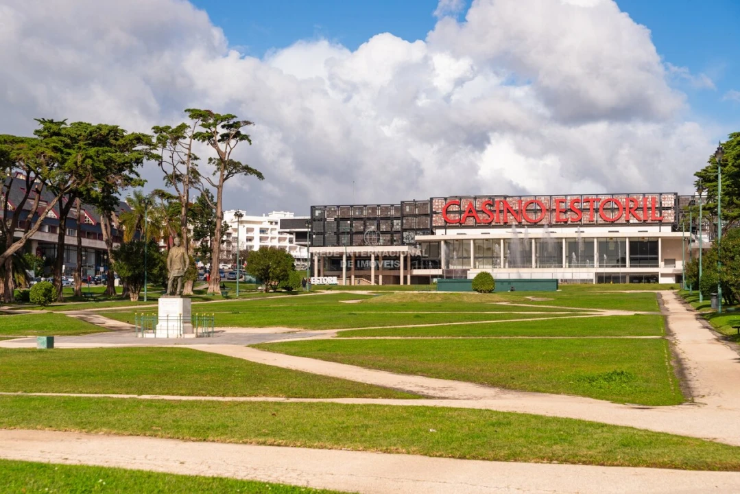 Moradia T5 para Venda em Cascais e Estoril Foto 4