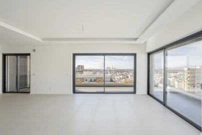 Apartamento T3 para Venda em Faro (Sé e São Pedro)