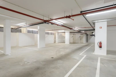 Apartamento T3 para Venda em Faro (Sé e São Pedro)