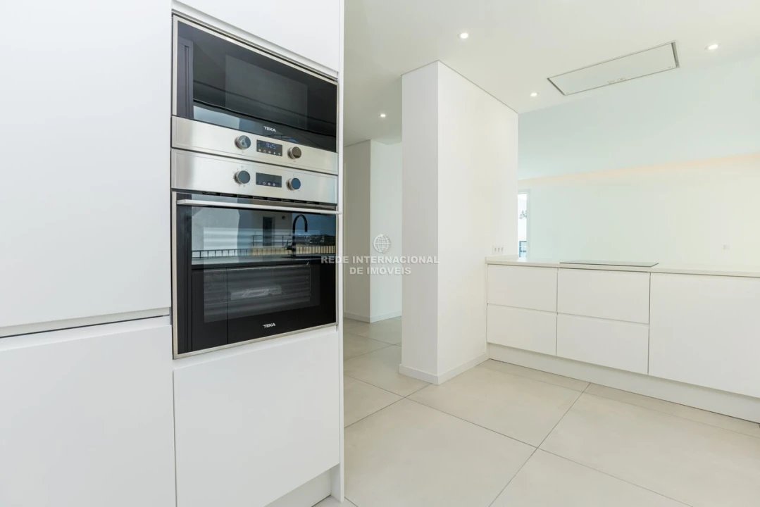 Apartamento T3 para Venda em Quarteira Foto 14