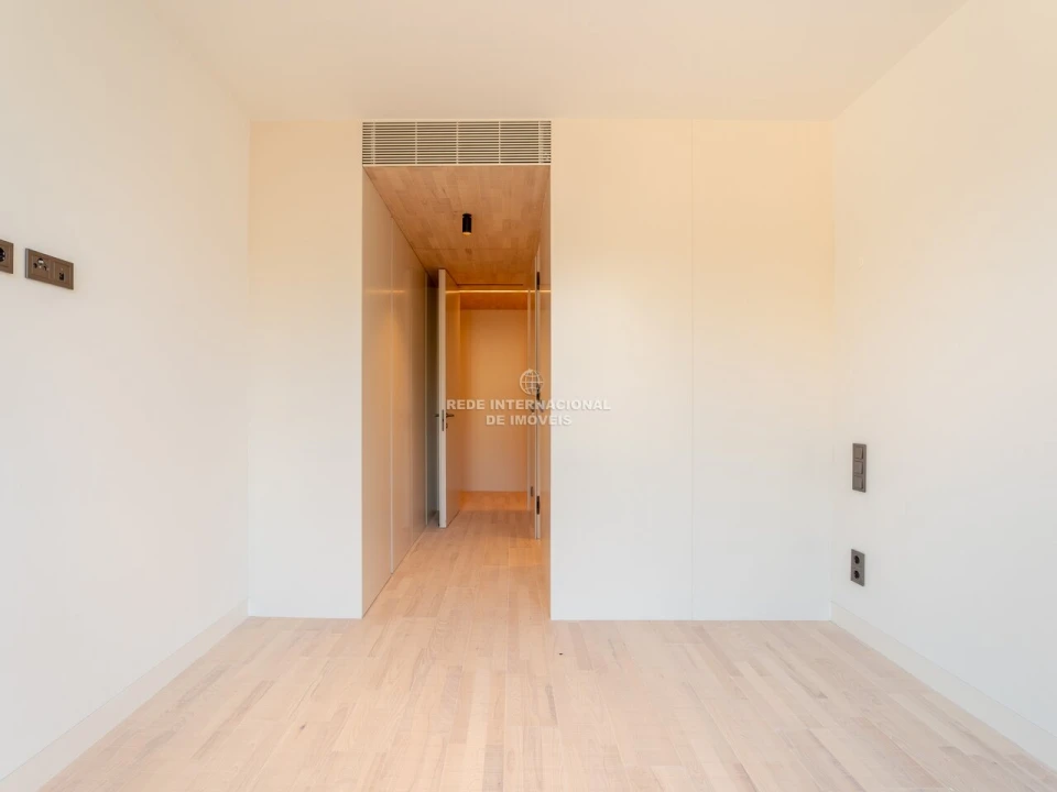 Apartamento T4 para Venda em Aldoar, Foz do Douro e Nevogilde Foto 18