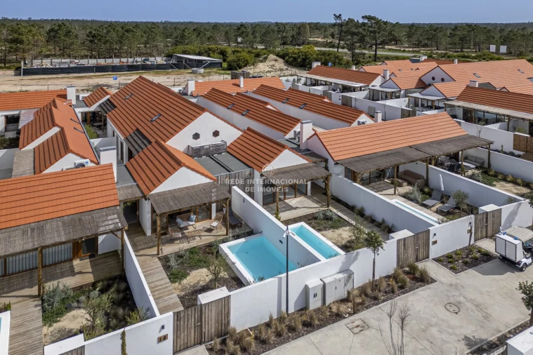 Moradia T4 para Venda em Comporta Foto 9