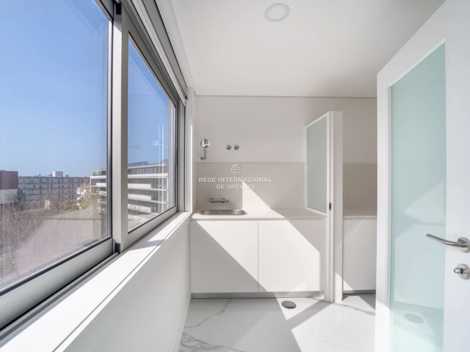 Apartamento T3 para Venda em Ramalde Foto 31