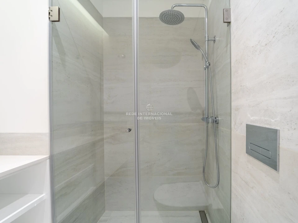 Apartamento T3 para Venda em Ramalde Foto 24