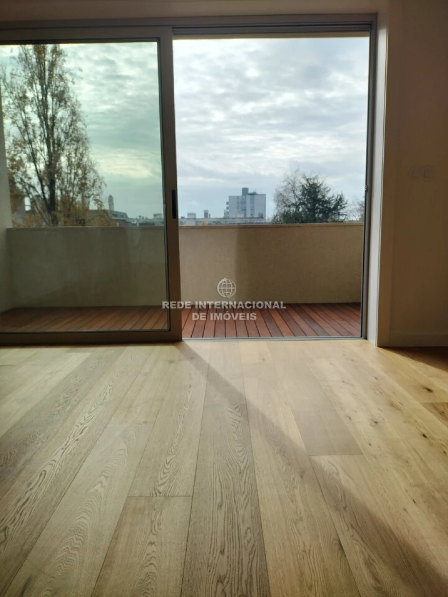 Apartamento T3 para Venda em Ramalde Foto 1