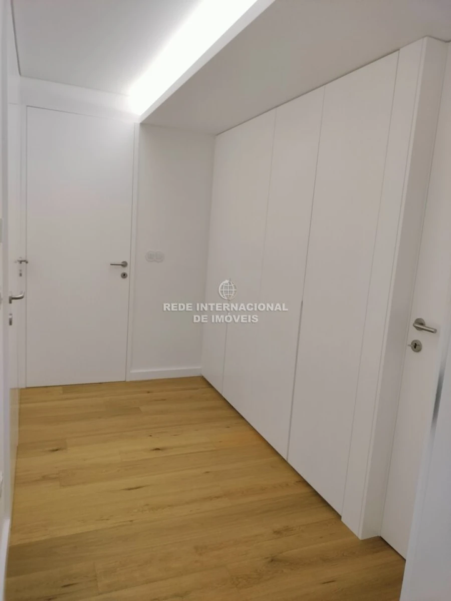 Apartamento T3 para Venda em Ramalde Foto 23