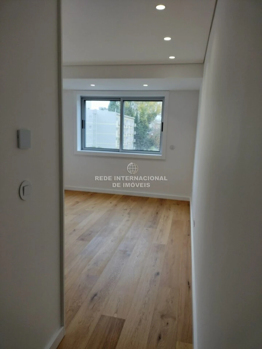 Apartamento T3 para Venda em Ramalde Foto 18