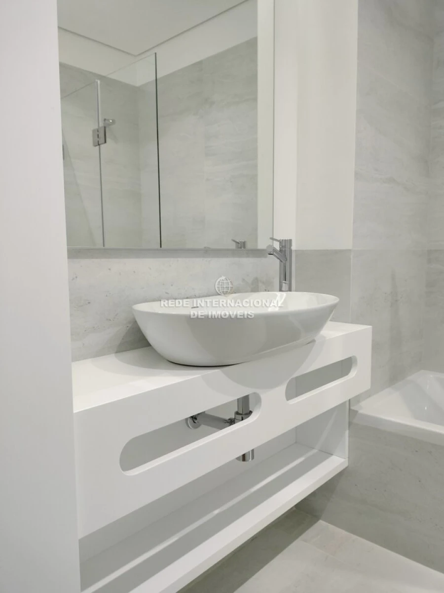 Apartamento T3 para Venda em Ramalde Foto 4