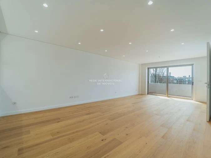 Apartamento T3 para Venda em Ramalde Foto 15