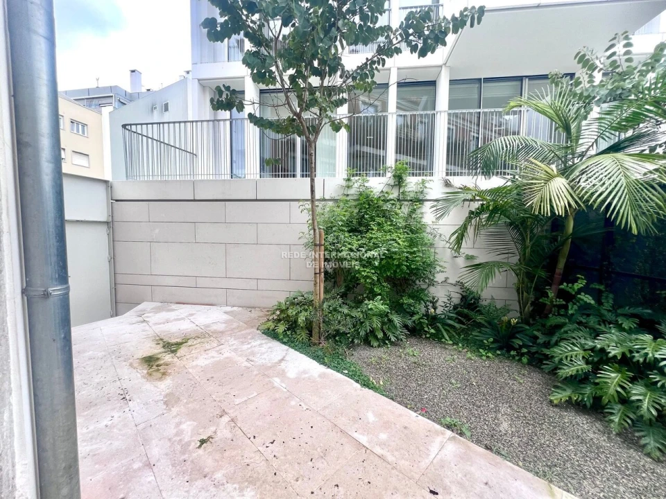 Apartamento T2 para Venda em Campo de Ourique Foto 35