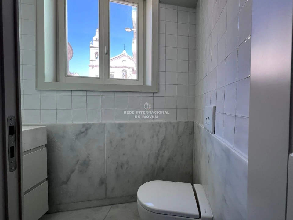 Apartamento T2 para Venda em Campo de Ourique Foto 31