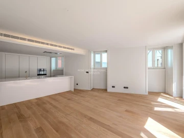 Apartamento T2 para Venda em Campo de Ourique