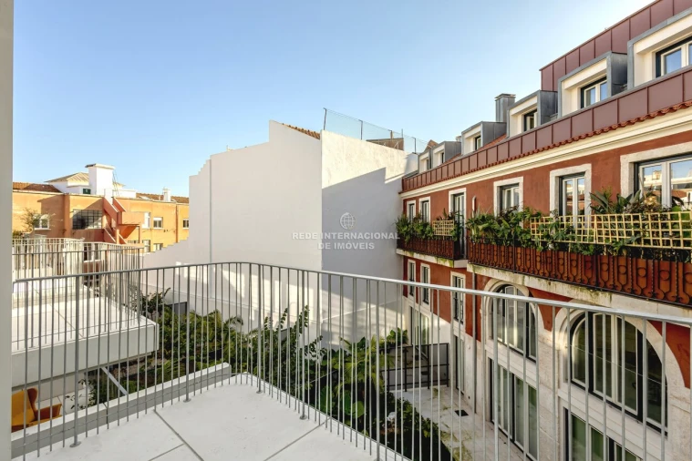 Apartamento T2 para Venda em Campo de Ourique Foto 18