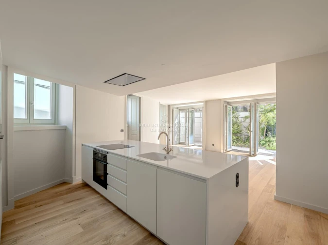 Apartamento T2 para Venda em Campo de Ourique Foto 17