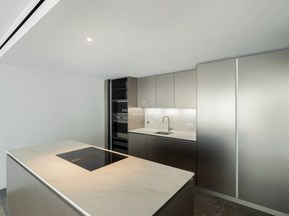 Apartamento T2 para Venda em Santo António Foto 6