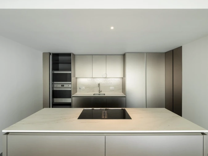 Apartamento T2 para Venda em Santo António Foto 28