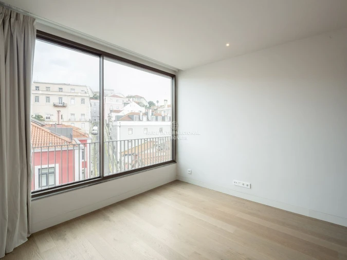 Apartamento T2 para Venda em Santo António Foto 19