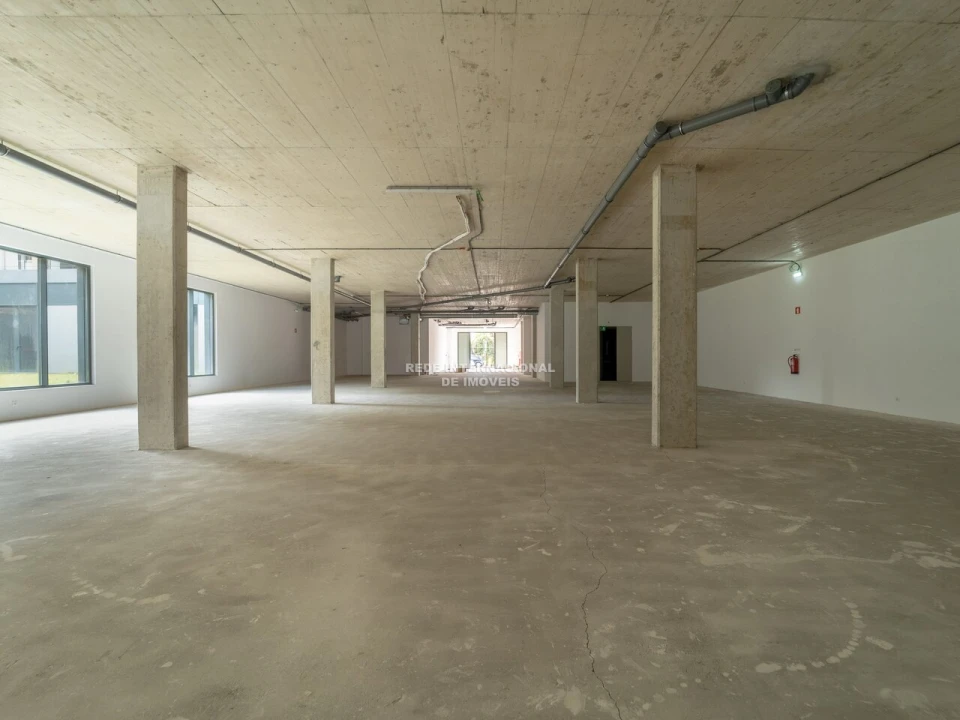 Loja para Venda em São Mamede de Infesta e Senhora da Hora Foto 5