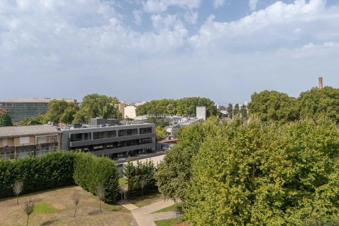 Loja para Venda em São Mamede de Infesta e Senhora da Hora Foto 22