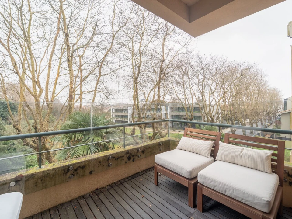 Apartamento T3 para Venda em Aldoar, Foz do Douro e Nevogilde Foto 3
