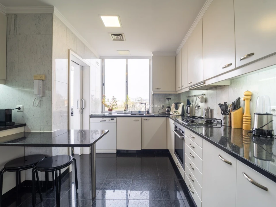 Apartamento T3 para Venda em Aldoar, Foz do Douro e Nevogilde Foto 11