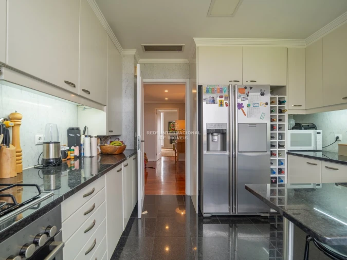Apartamento T3 para Venda em Aldoar, Foz do Douro e Nevogilde Foto 2