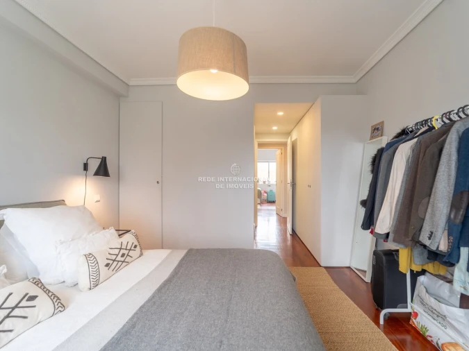 Apartamento T3 para Venda em Aldoar, Foz do Douro e Nevogilde Foto 3
