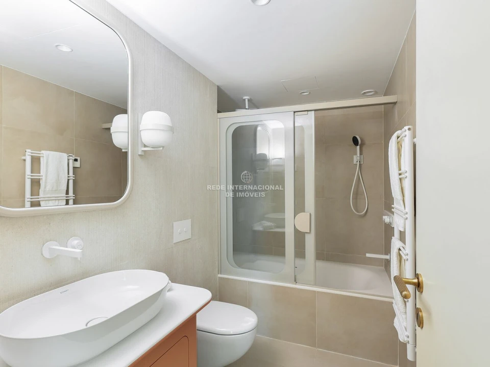 Apartamento T2 para Venda em São Vicente Foto 6