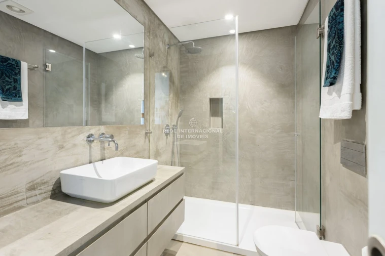 Apartamento T2 para Venda em São Vicente Foto 4