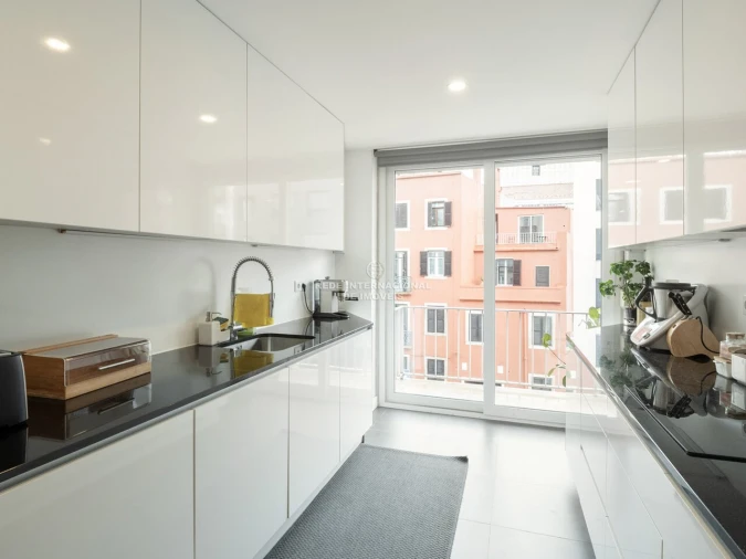 Apartamento T3 para Venda em Campolide Foto 22