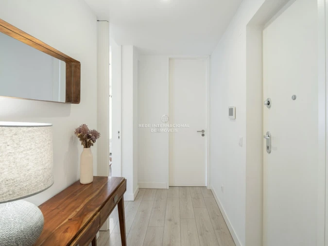 Apartamento T3 para Venda em Campolide Foto 21