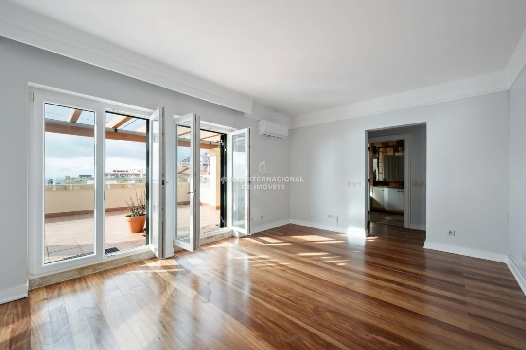 Apartamento T3 para Venda em Cascais e Estoril Foto 24