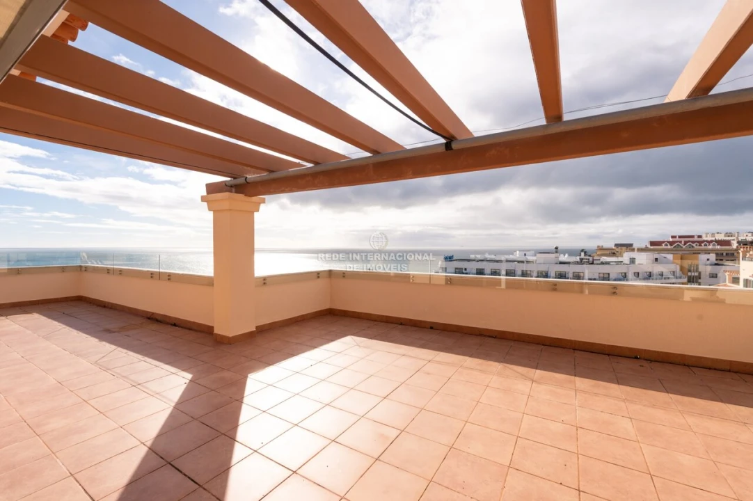 Apartamento T3 para Venda em Cascais e Estoril Foto 2