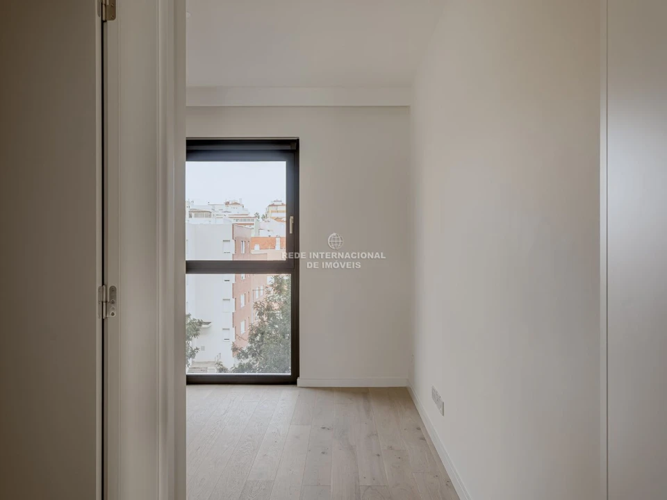 Apartamento T2 para Venda em Avenidas Novas Foto 14