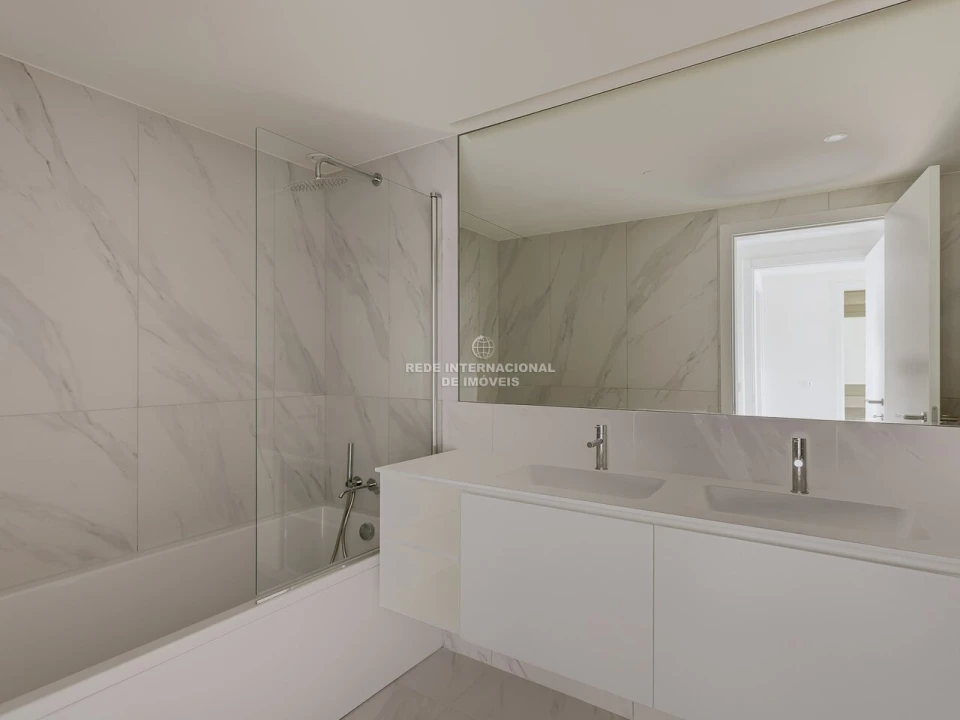 Apartamento T2 para Venda em Avenidas Novas Foto 15