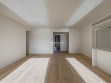 Apartamento T2 para Venda em Avenidas Novas