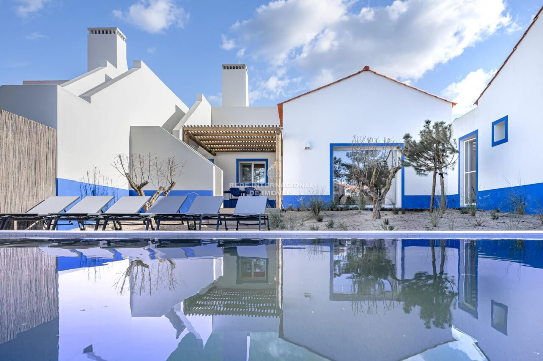 Moradia T4 para Venda em Carvalhal Foto 1