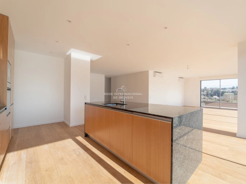 Apartamento T4 para Venda em Matosinhos e Leça da Palmeira Foto 30