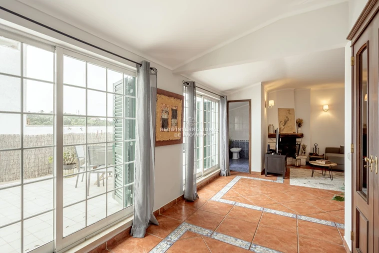 Apartamento T3 para Venda em Oeiras e São Julião da Barra, Paço de Arcos e Caxias Foto 7