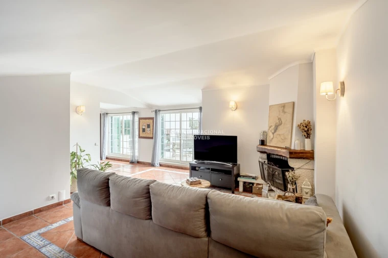 Apartamento T3 para Venda em Oeiras e São Julião da Barra, Paço de Arcos e Caxias Foto 24