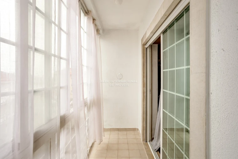 Apartamento T3 para Venda em Oeiras e São Julião da Barra, Paço de Arcos e Caxias Foto 5