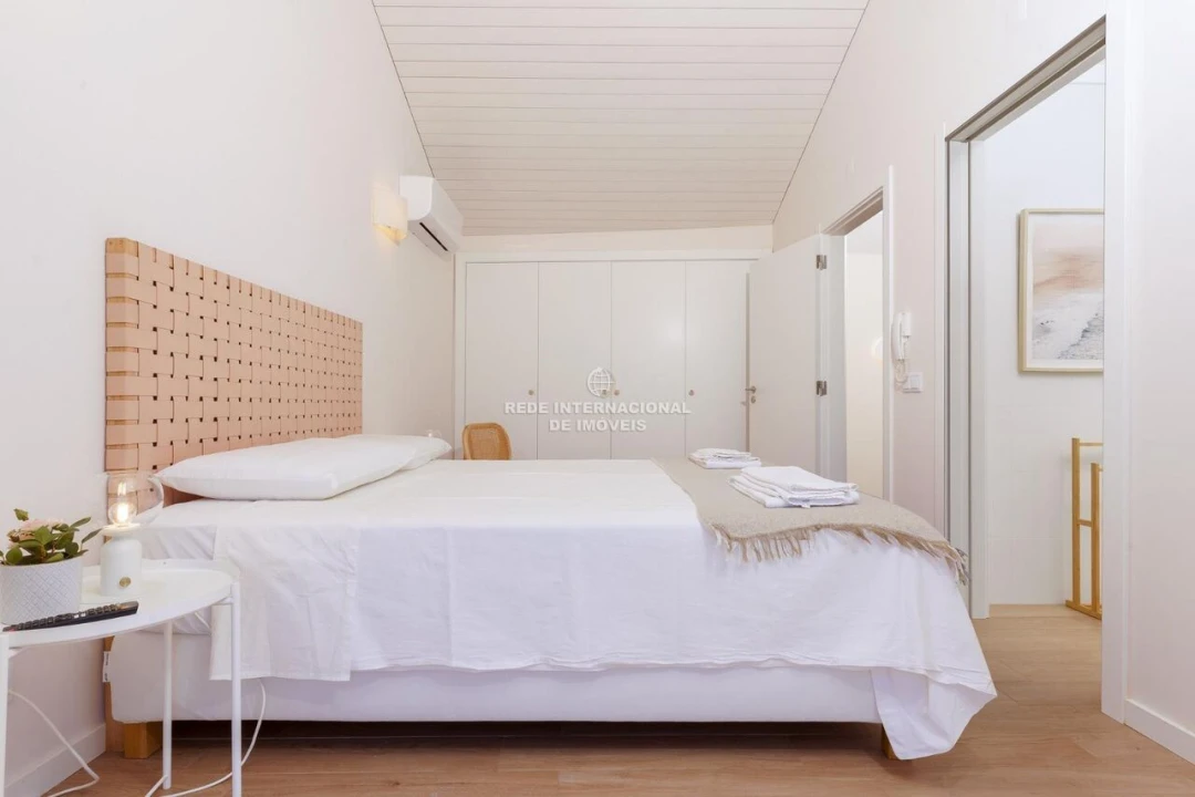 Moradia T2 para Venda em Santa Maria do Castelo e Santiago e Santa Susana Foto 27