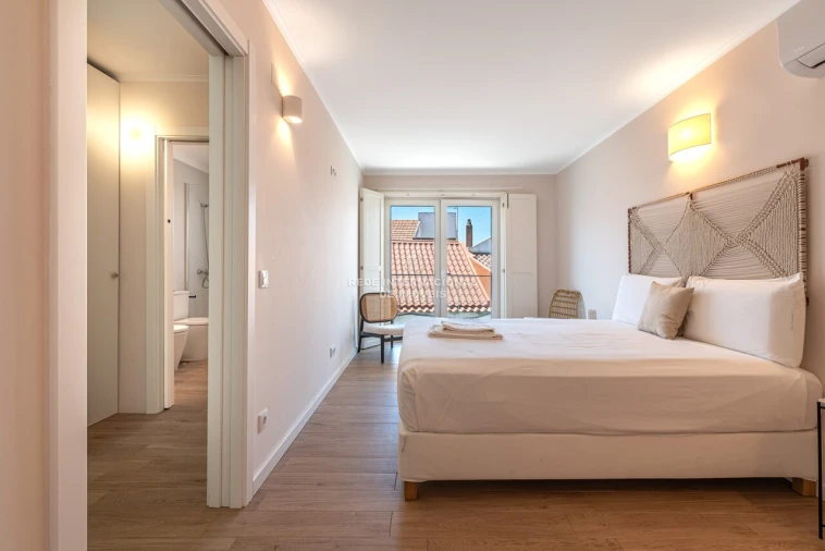 Moradia T2 para Venda em Santa Maria do Castelo e Santiago e Santa Susana Foto 18