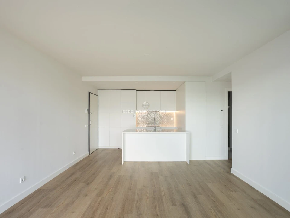 Apartamento T2 para Venda em Algés, Linda-A-Velha e Cruz Quebrada-Dafundo Foto 13