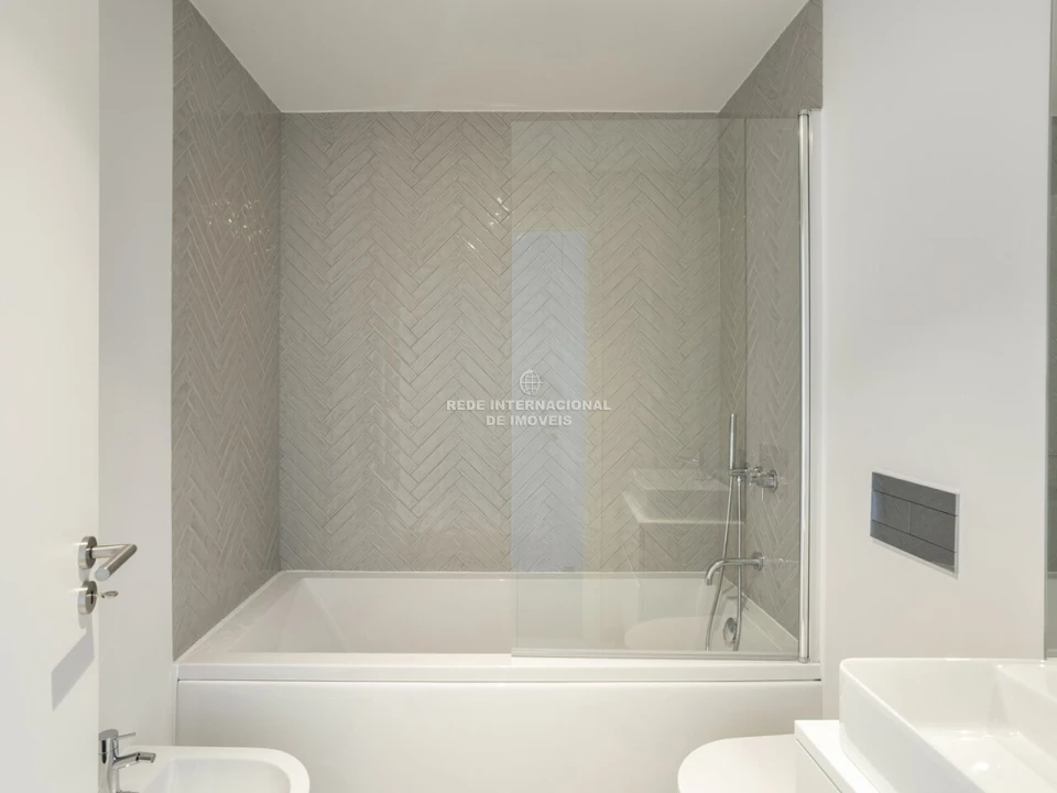 Apartamento T2 para Venda em Algés, Linda-A-Velha e Cruz Quebrada-Dafundo Foto 18