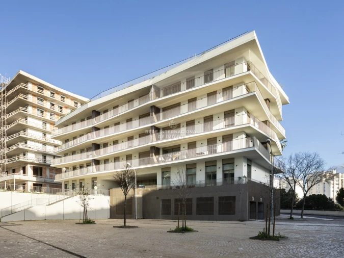 Apartamento T2 para Venda em Algés, Linda-A-Velha e Cruz Quebrada-Dafundo Foto 17