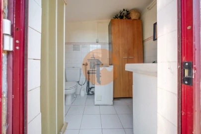 Moradia T8 para Venda em Moncarapacho e Fuseta