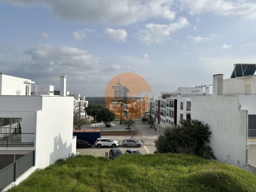 Moradia T3 para Venda em Moncarapacho e Fuseta